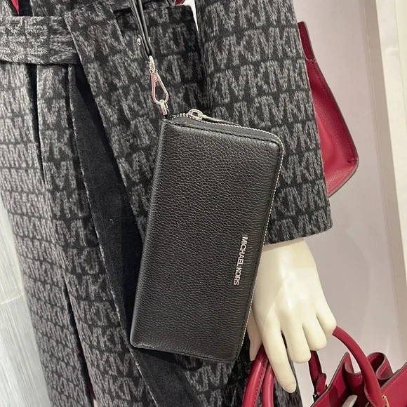 MICHAEL KORS LARGE TRAVEL CONTINENTAL WRISTLET WALLET PHONEHOLDER BLACK /Silve - Picture 7 of 16